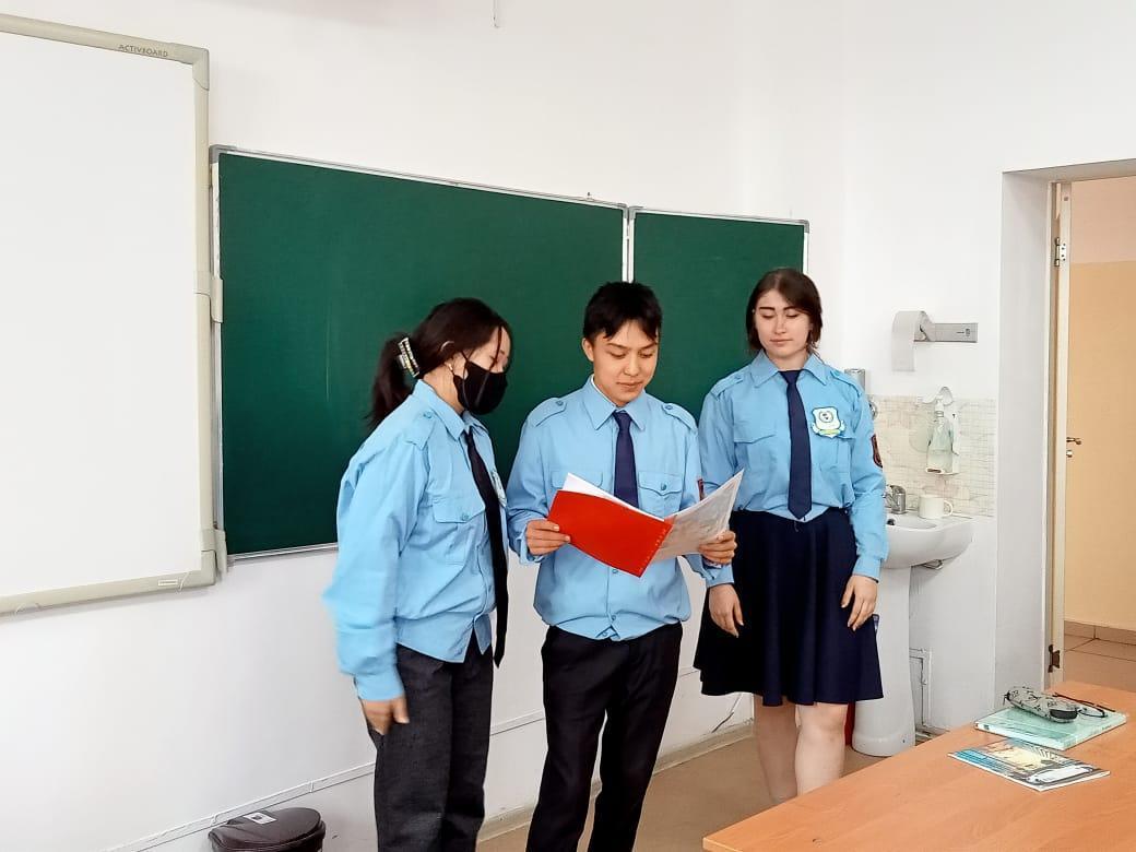 Члены отряда юных помощников полиции  провели  беседу для 5, 6, 7, 8 классов «Здоровый образ жизни», «Табакокурение: употребление»